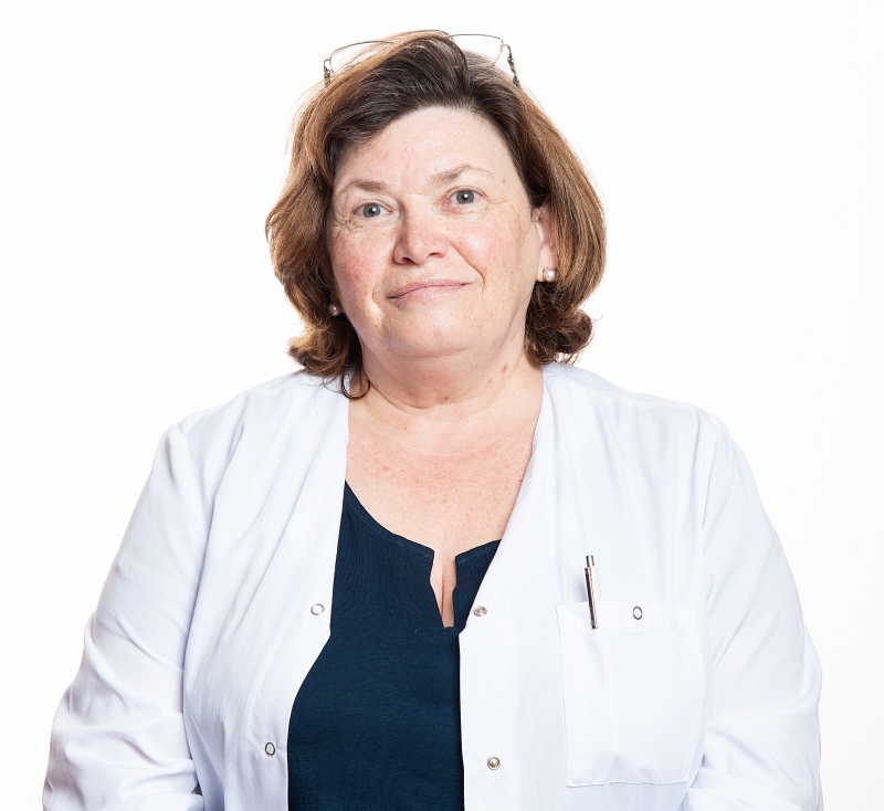 проф. д-р Ива Стоева, дм - Ръководител на структурата