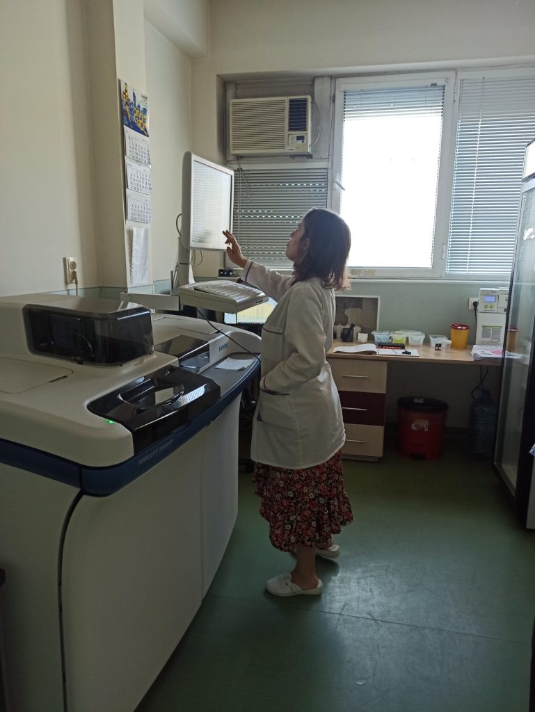 снимка на лекар в клинична лаборатория